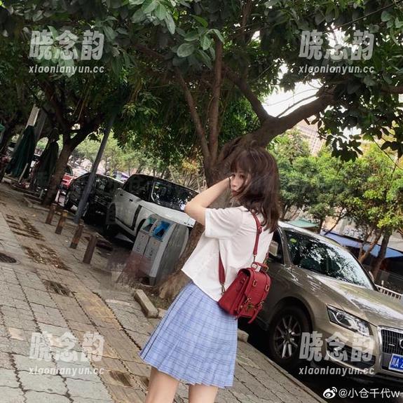 睡衣里的小仓千代w：看她如何用cos套图打破隔离的无聊.txt