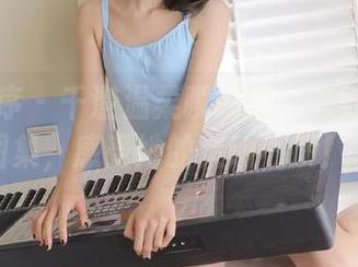 少女秩序 – 千澄温柔瞬间集：下载这份精美图集，感受她的灵动气质！.txt