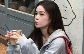 尤果网 – K8傲娇萌萌的JK无圣光写真，记录下那些美好瞬间，仿佛时光静止！.txt