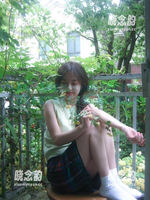 尤果网 - 沉浸在Maggie的日常生活中——获取丰富在线写真资源，发现她的魅力.txt