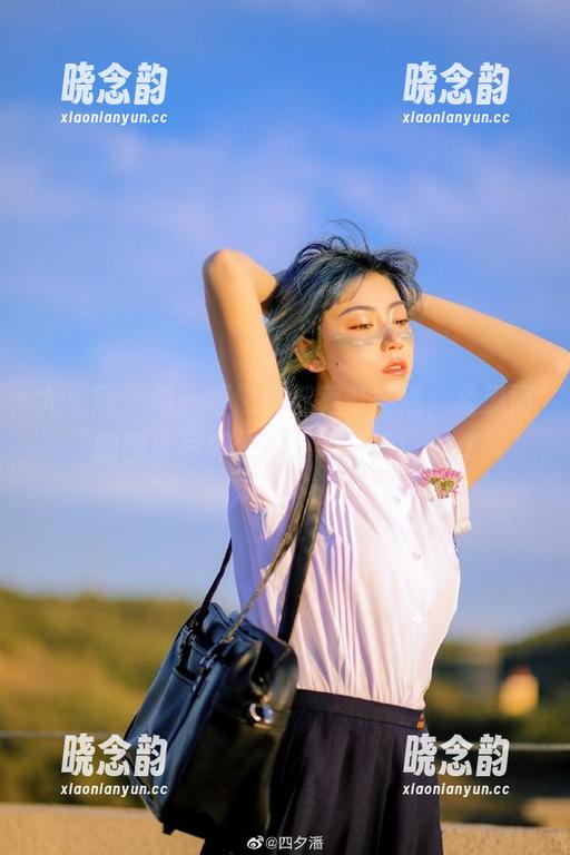 尤果网 - 每一幅黑白都藏着笑点，孟思雨的图库写真分享绝不冷场！.txt