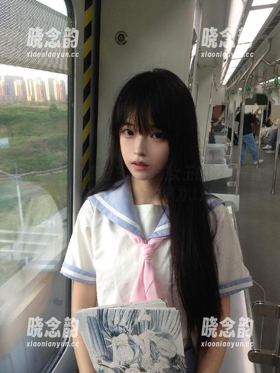 尤果网 - 免费分享苏糯米女王的时尚写真作品，感受她的魅力.txt