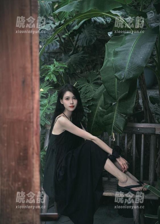 微密圈 - 追寻张思允的烈焰玫瑰房车写真，感受照片中的梦幻旅程.txt