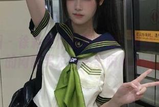 微密圈 – 徐莉芝作品再升级：与你分享我的闷骚男友的私密瞬间.txt