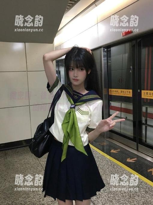 微密圈 - 徐莉芝作品再升级：与你分享我的闷骚男友的私密瞬间.txt