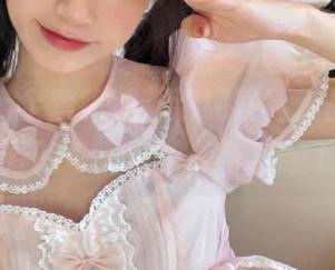 微密圈 – 全套徐莉芝清纯写真作品，演绎青春的每一份柔美与温暖.txt