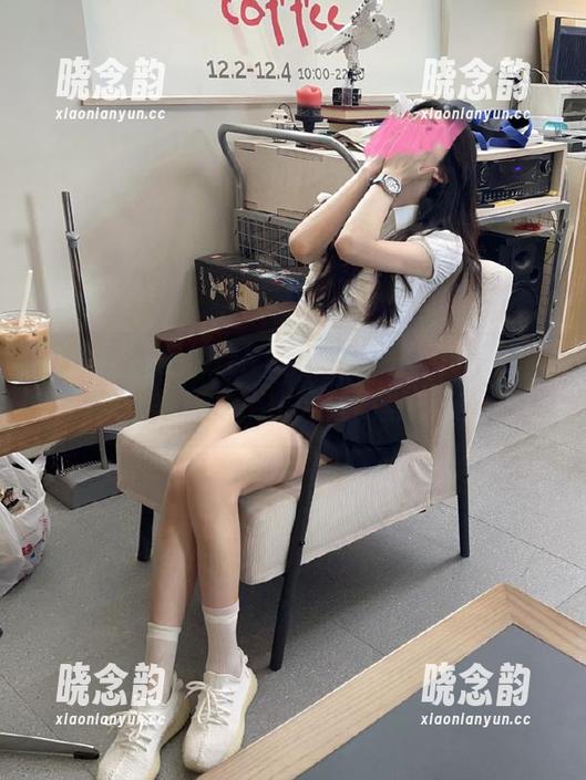 推女神 - 施忆佳Kitty酱女王写真集惊艳更新，展现无与伦比的风韵与气质！.txt