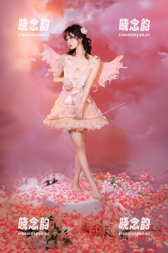 推女神 - 夏日里的一缕清风：谭晓彤的美图合集与心情分享.txt