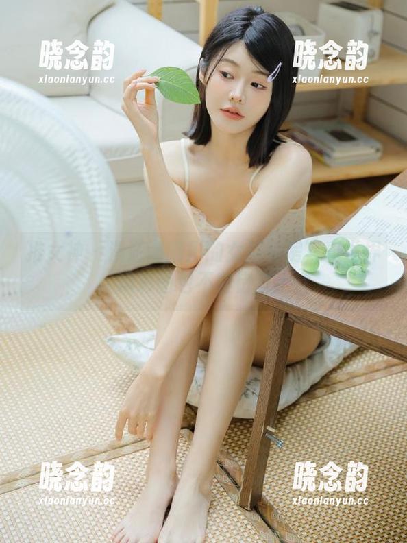 推女神 - 漫游谭晓彤的女孩私房写真世界，精彩图包不容错过.txt