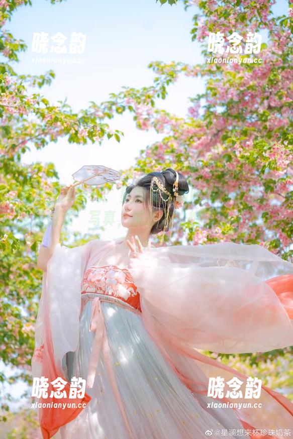 最新图库特刊：星澜是澜澜叫澜妹呀的“鱿鱼游戏”写真，挑战你的想象力与感受.txt