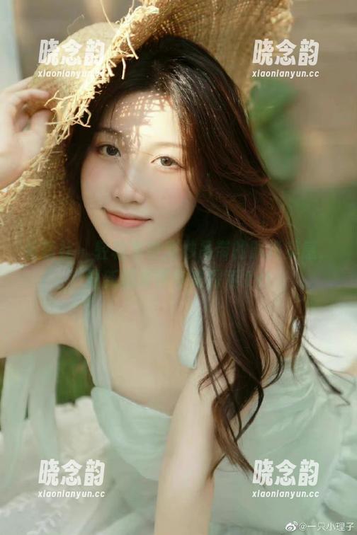 星颜社 - 轻松享受清妙吊带的飘逸美感，最新图库等你来探索.txt
