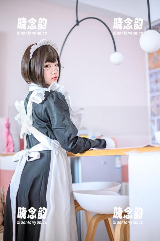 吸睛写真资源：是青水破T恤带来的视觉盛宴.txt