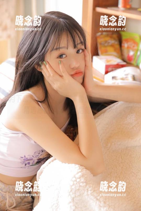 月下摄影 - 深入了解“恰恰生活套装”：精选原图写真集背后的灵感.txt