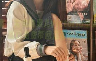 微密圈 – 完美的果儿Victoria圣诞写真合集，现已免费带回温馨的回忆！.txt