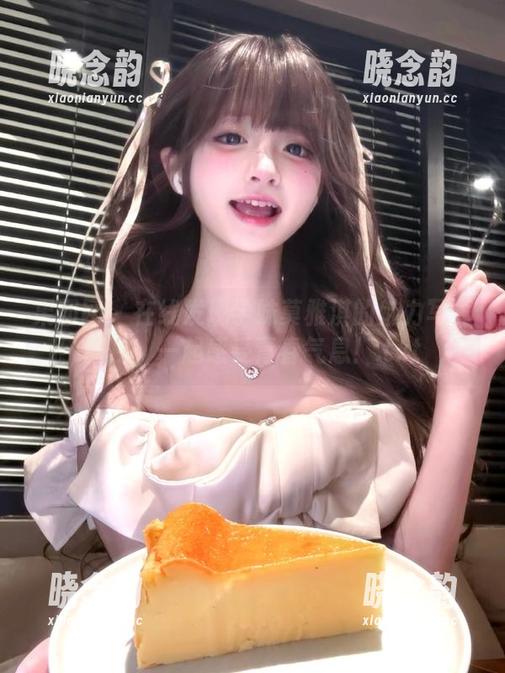 果团网 - 在线发现学妹莫雅淇的魅力写真图片，一起感受青春气息！.txt