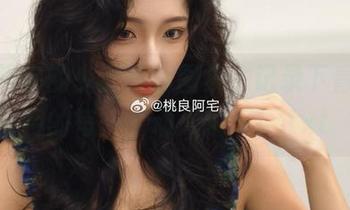 桃良阿宅的少女写真图集，记录下青春岁月的每一个动人瞬间！.txt