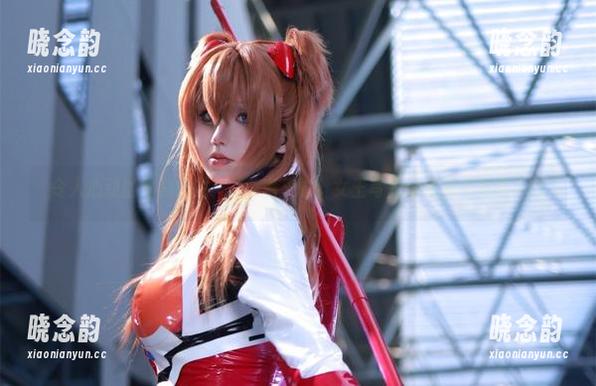 令人心动的福利图片：“桜满三时”女王写真让你目不转睛.txt