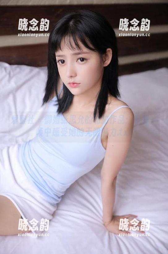 爱蜜社 - 御姐张思允的私拍作品：在每一帧中感受她的无限魅力.txt
