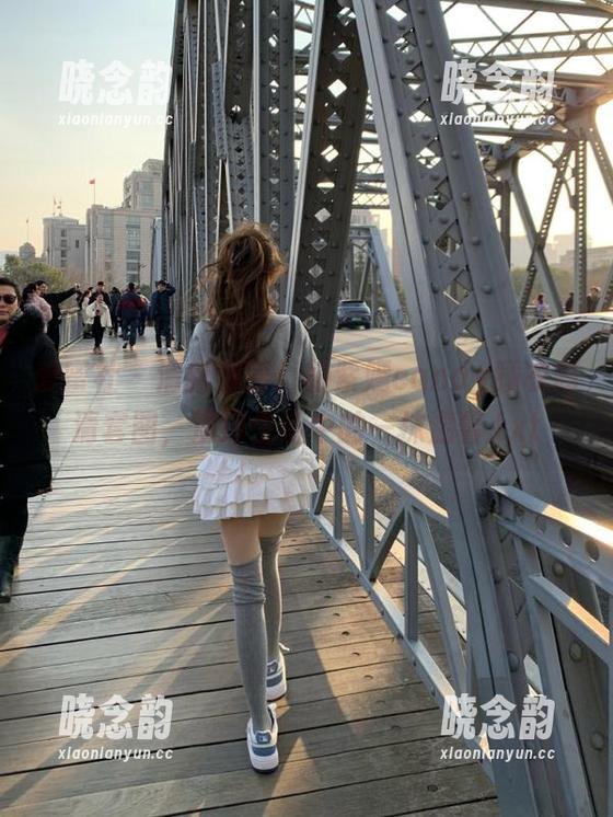 爱蜜社 - 清新俏丽！杨紫嫣candy睡衣高清套图，演绎生活中的一抹温馨.txt