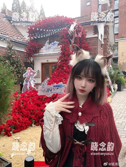 清新生活新体验，狐洛洛子居家女友图集最新更新，唤醒你的居家灵感.txt