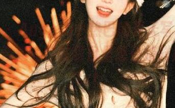 秀人网 – Angela小热巴的夏天写真分享，清新合集让你在夏日里感受别样魅力！.txt