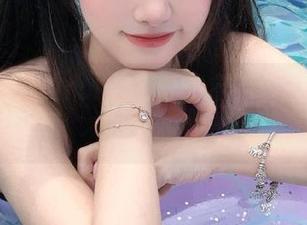 秀人网 – Carol周妍希的定制内衣图片，给你带来不一样的视觉盛宴.txt