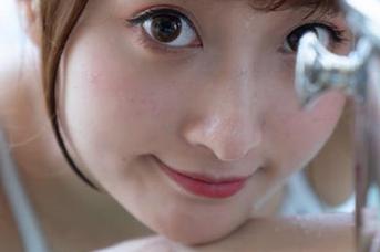 秀人网 – 从Lovely璐璐到奶牛：细腻写真美图描绘春夏中的静谧之美.txt