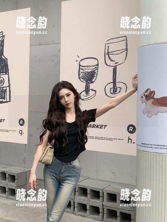 秀人网 - 不容错过的视觉盛宴，UU酱学妹全新更新写真图片上线.txt