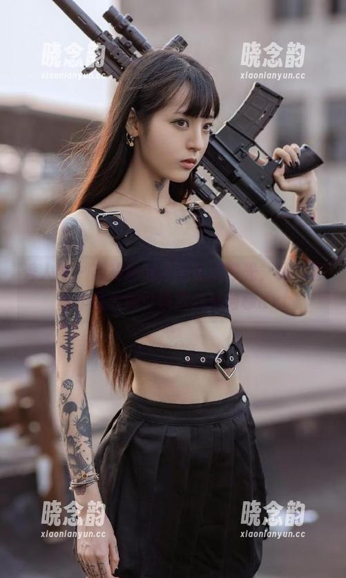 秀人网 - 南初妹妹最新秘境曝光，秘书写真作品更新引领潮流风向标.txt