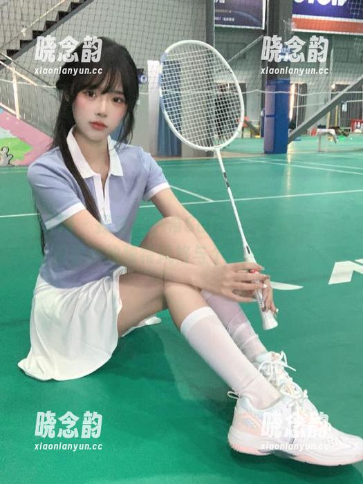 秀人网 - 探索周于希Sally牛仔裤写真，观看她的独特风格与个人魅力.txt