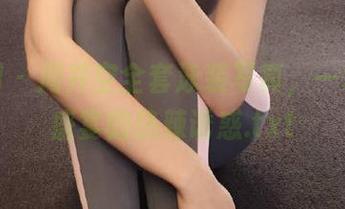秀人网 – 周井空全套泳装写真，一场视觉盛宴的热辣诱惑.txt