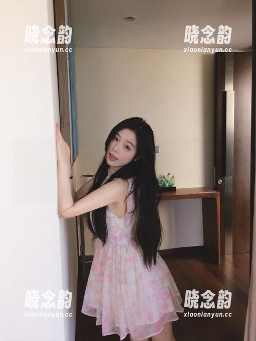 秀人网 - 夏沫沫tifa清纯写真全套发布，难道清纯与我无缘吗？来看我自嘲一番.txt