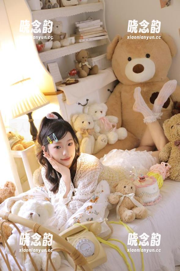 秀人网 - 谁说连衣裙能拯救一切？娜露Selena的高清写真让我们一同苦笑.txt