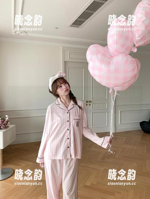 秀人网 - 高清安然万圣节图集：感受她的创意与节日魔力.txt