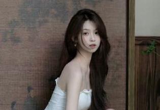 秀人网 – 免费下载安然儿圣诞主题写真原图，几款美丽造型等你来欣赏.txt
