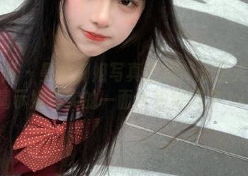 秀人网 – 曼柔御姐写真全集：无圣光原图揭示她真实的一面与独特风格.txt