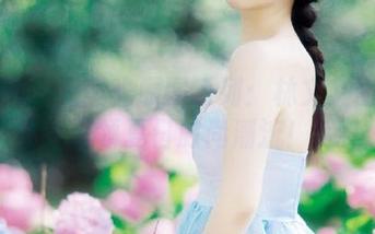 秀人网 – 无圣光原图系列：林文文比基尼写真引领夏日时尚潮流！.txt