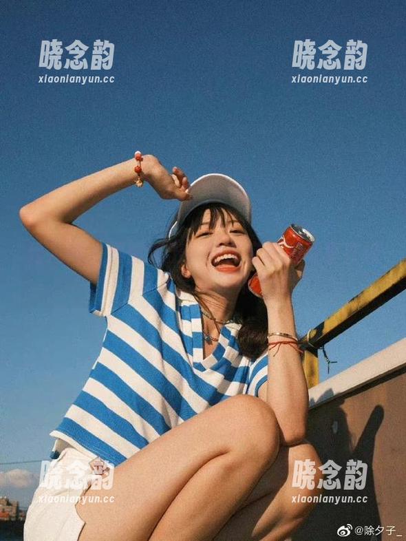 秀人网 - 原图流出！林文文校服写真在线上线下全景发布.txt