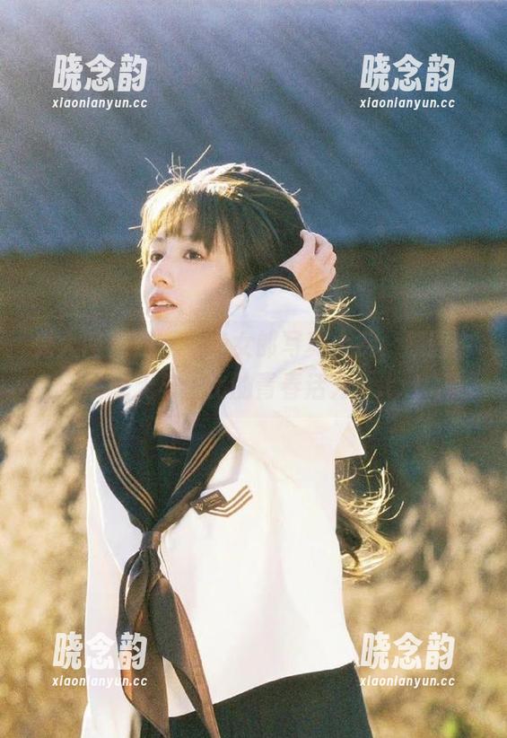秀人网 - 谢小蒽兔女郎写真大赏，原图中展现无与伦比的青春活力！.txt