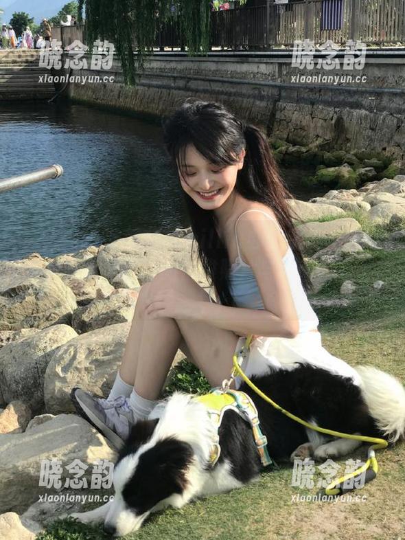 秀人网 - 陆萱萱cecillia办公室风格写真合集：不可错过的优雅照片与时尚风采.txt
