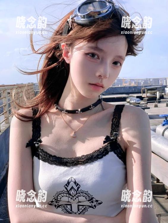 紧急企划 - 从小恩的视角看JK经典：深入图库，揭开作品中的时尚密码.txt