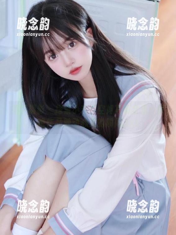 绮梦摄影 - 探索小艺的空姐写真全集：惊艳作品触动心灵的瞬间.txt