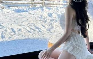 美媛馆 – 下载于大乔的全套连衣裙写真，尽显女性优雅与自信！.txt