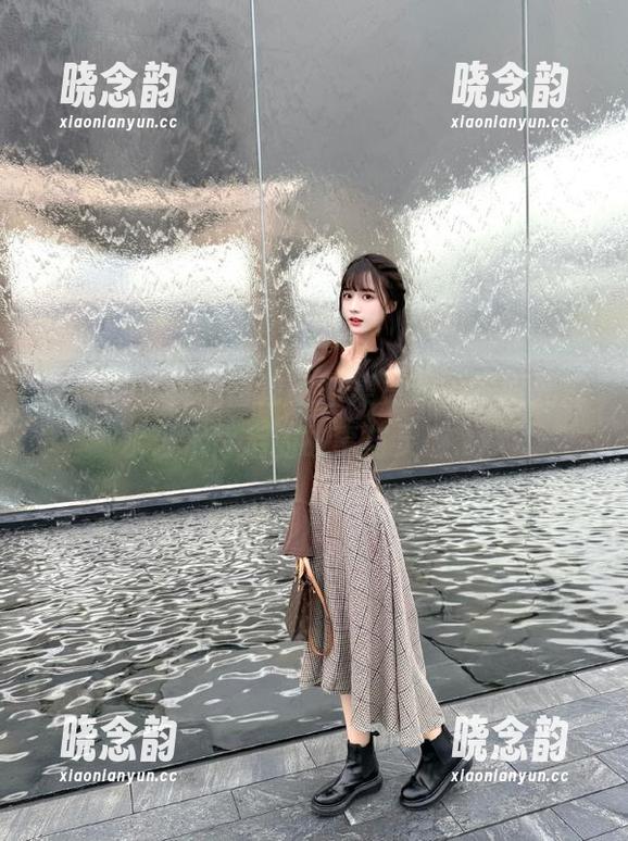 美媛馆 - 美桃酱独家图集更新，探索死库水艺术背后的故事与灵感.txt