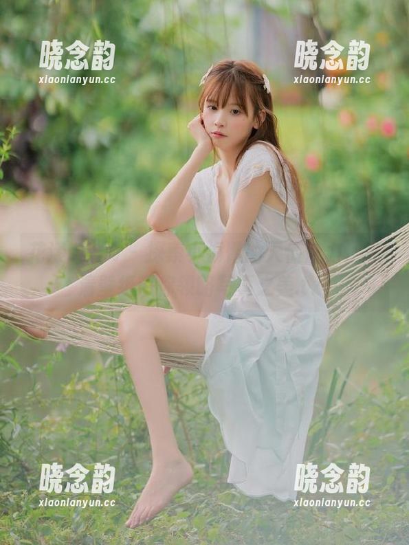 花漾show - 探索小海臀的天使魅力，高清壁纸带你领略写真之美.txt