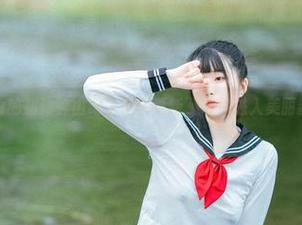 落落Raku的初体验由纪子套图更新，带你进入美丽新境界.txt