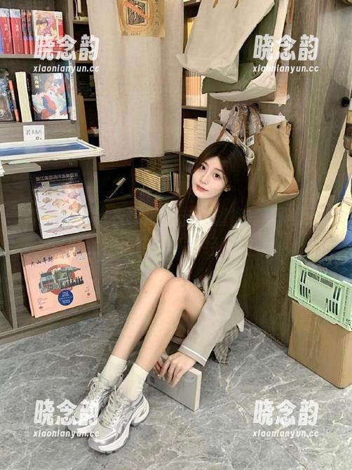 蜜桃社 - 结衣再度出击，旗袍写真集更新，尽展女性优雅气质与经典韵味！.txt
