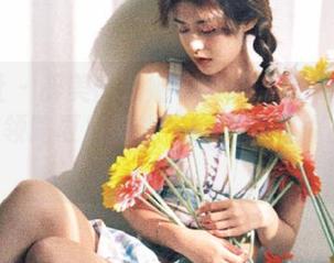 蜜桃社 – 醉美韵莉娜VANILLA泳装作品，带你领略夏日阳光下的绝美图片资源.txt