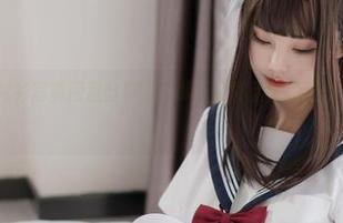 蜜汁猫裘白衬衫写真网盘分享，立即下载体验她的甜美与优雅！.txt