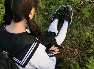 西尔酱的居家梦幻，套图写真让你感受暖意扑面而来的温馨.txt